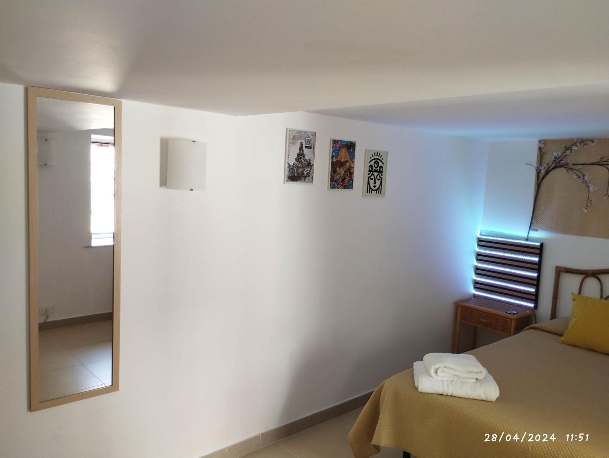 La Casa Di Nana Il Baglio Apartment Palermo Luaran gambar